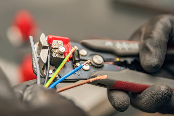 Best Industrial Electrical Services  in Sturgeon Bay, WI